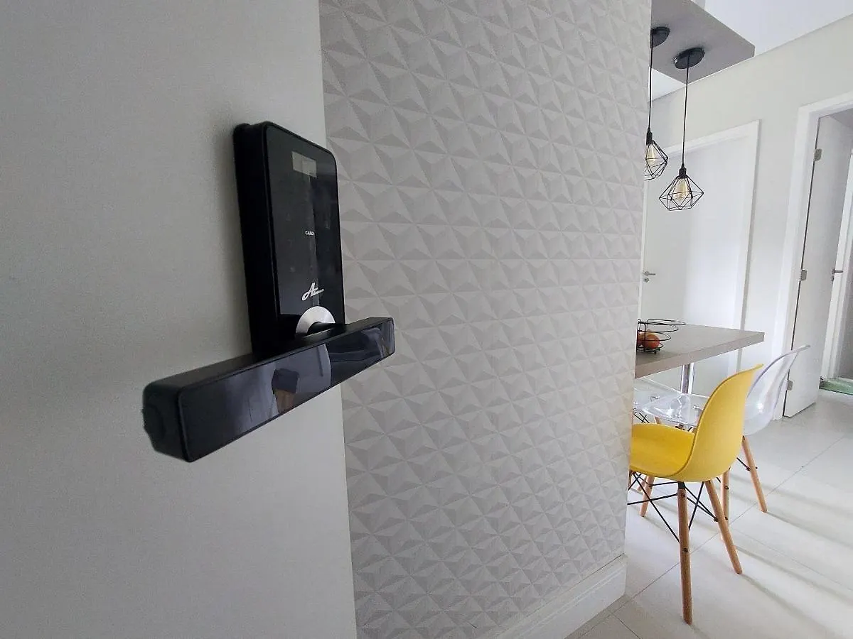 Apartament Ap Madri: Piscina, Centro E Conforto Florianópolis